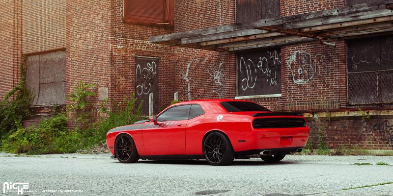 Dodge Challenger